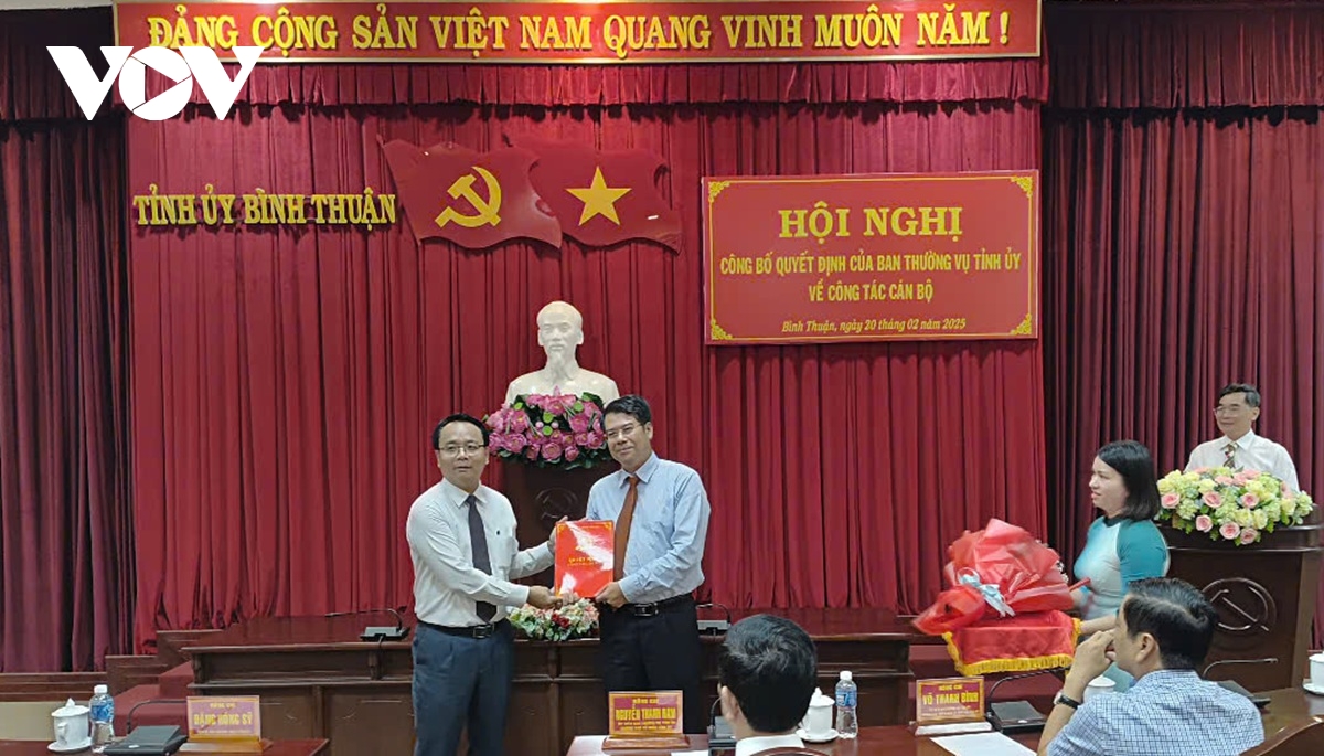 Bình Thuận công bố các quyết định về công tác cán bộ
